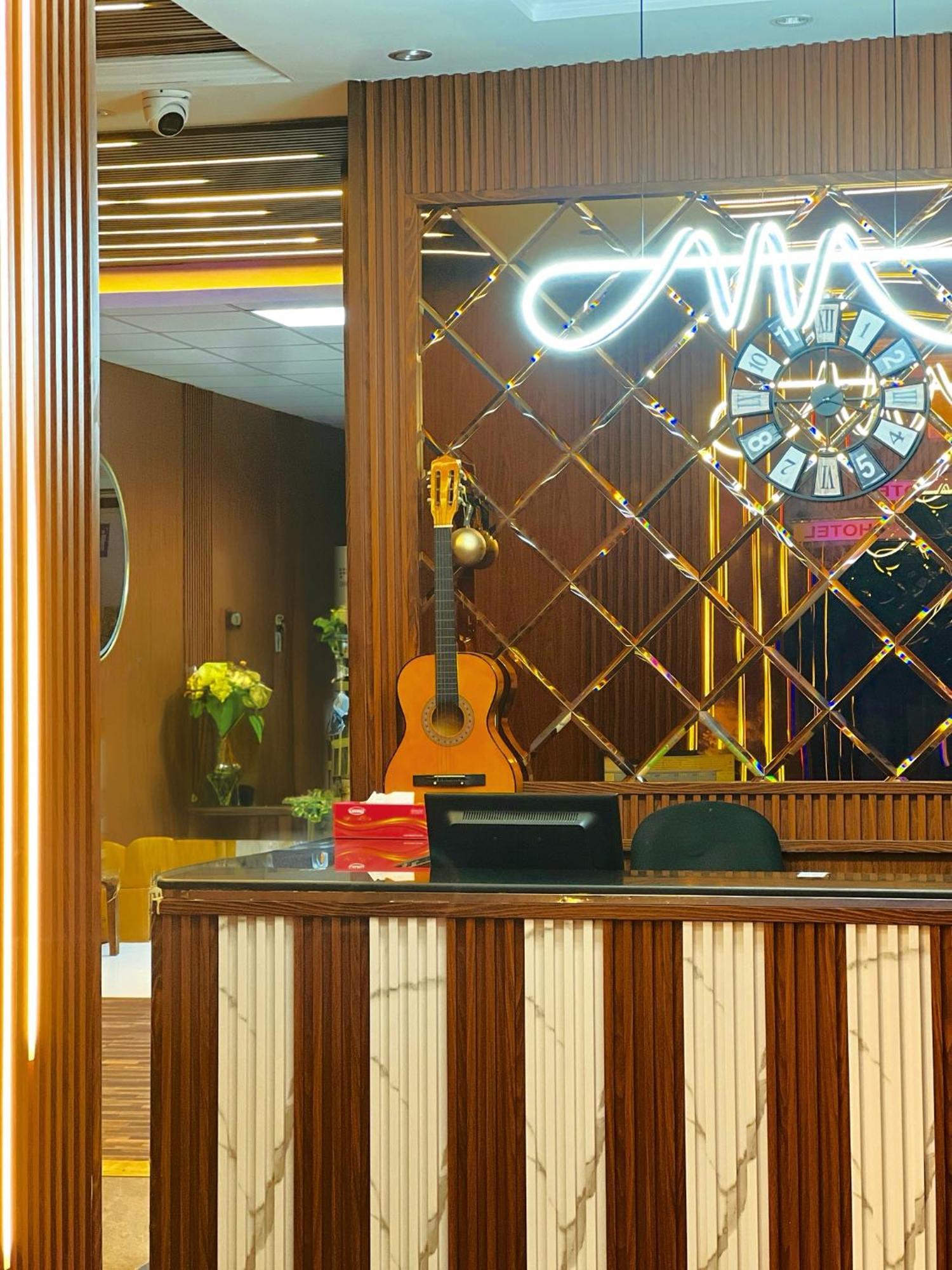 Al Ahrar Hotel Dubai Dış mekan fotoğraf